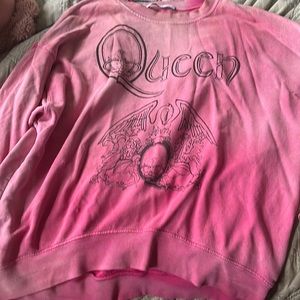 Daydreamer Queen pink crewneck